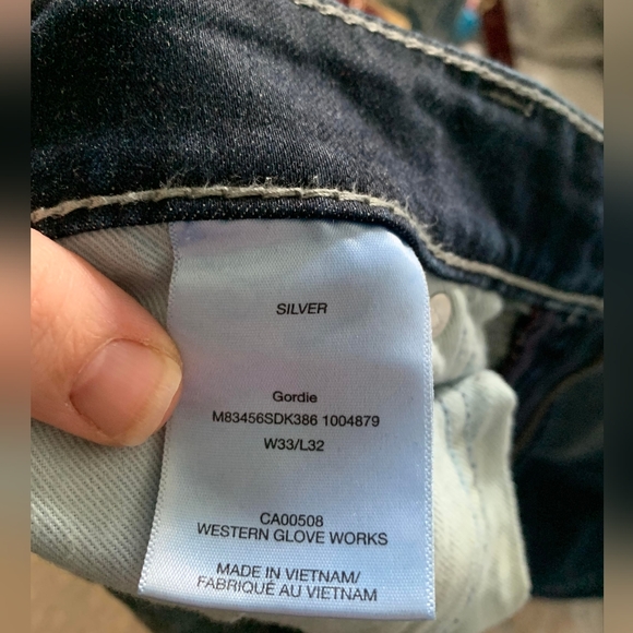 Silver Jeans - Picture 1 of 3